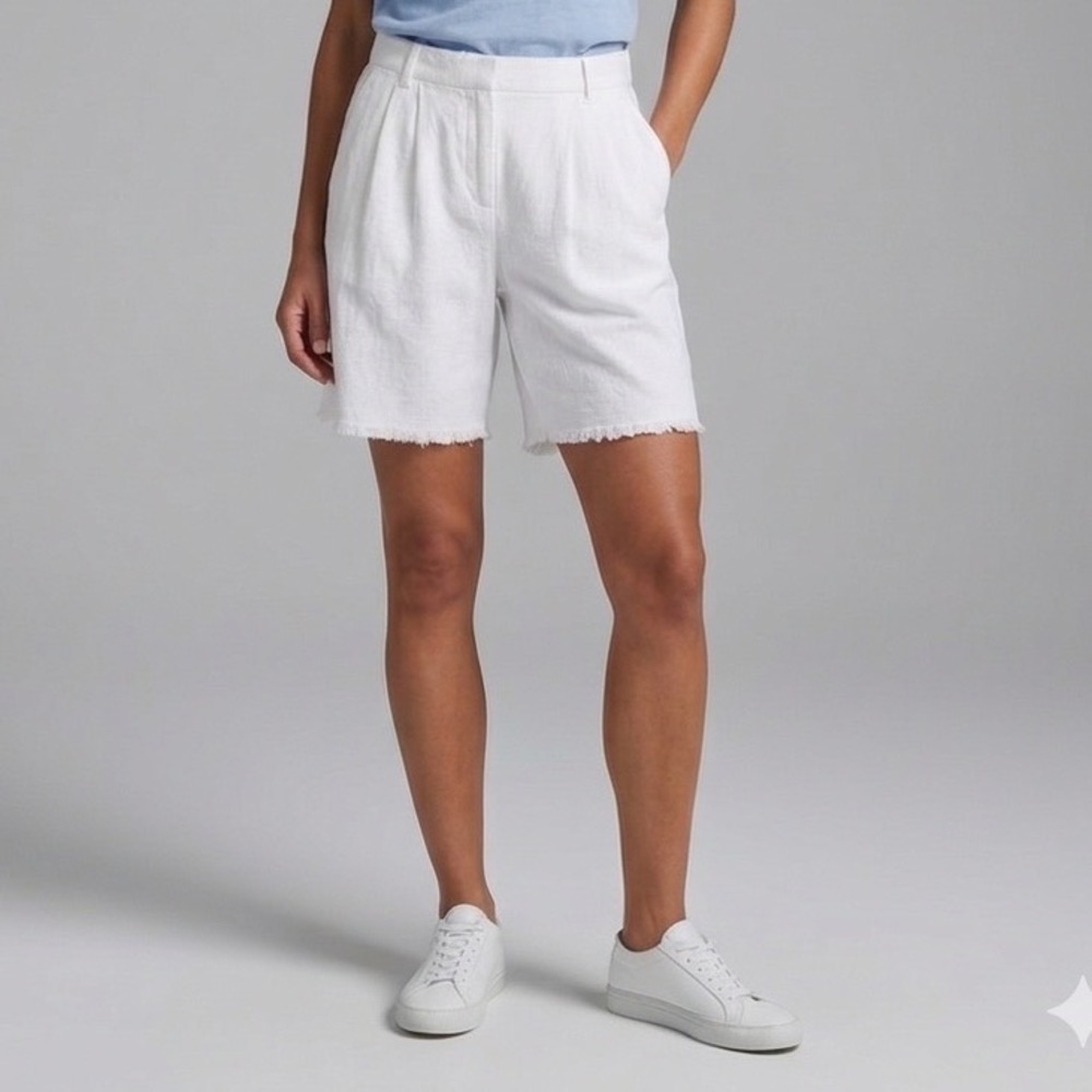 Abercrombie & Fitch White Linen Blend Pleated Raw Hem Shorts Womens Size 8 29
